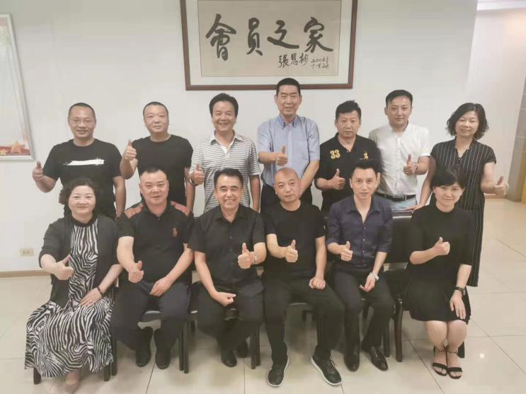 我省首個(gè)專(zhuān)家?guī)煺匠闪?，今泰裝飾工程經(jīng)理受(圖1)